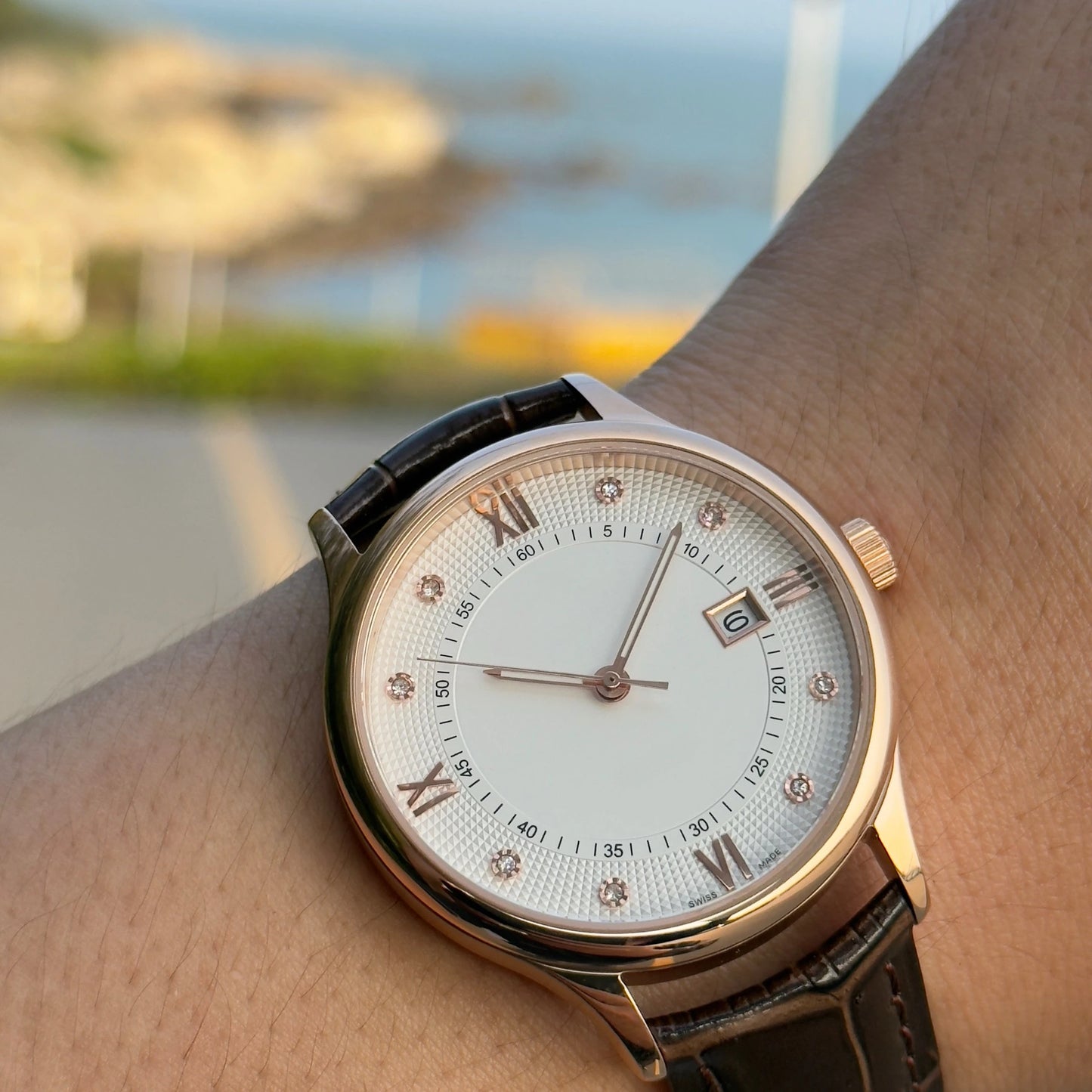 2026 VC Top Brand Reissue Watch with Versatile Case and Moon Phase Design for Men