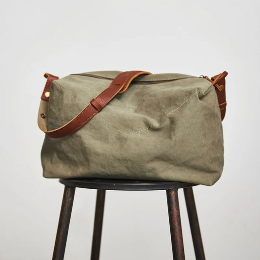 Men's Tide Baggage Single Shoulder Bags Art Fitness Bags Travel Twisted Bags Men's Large Capacity Canister Bags
