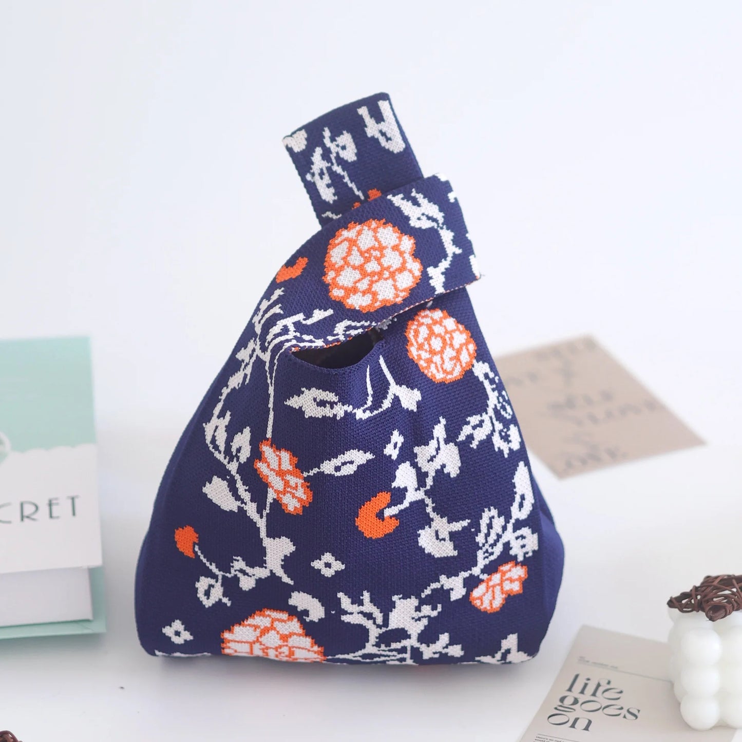 Women'S Knot Wrist Bag Tote Handmade Knitted Bag Portable Mini Striped Bucket Phone Bags Large Capacity Spring Summer Handbags