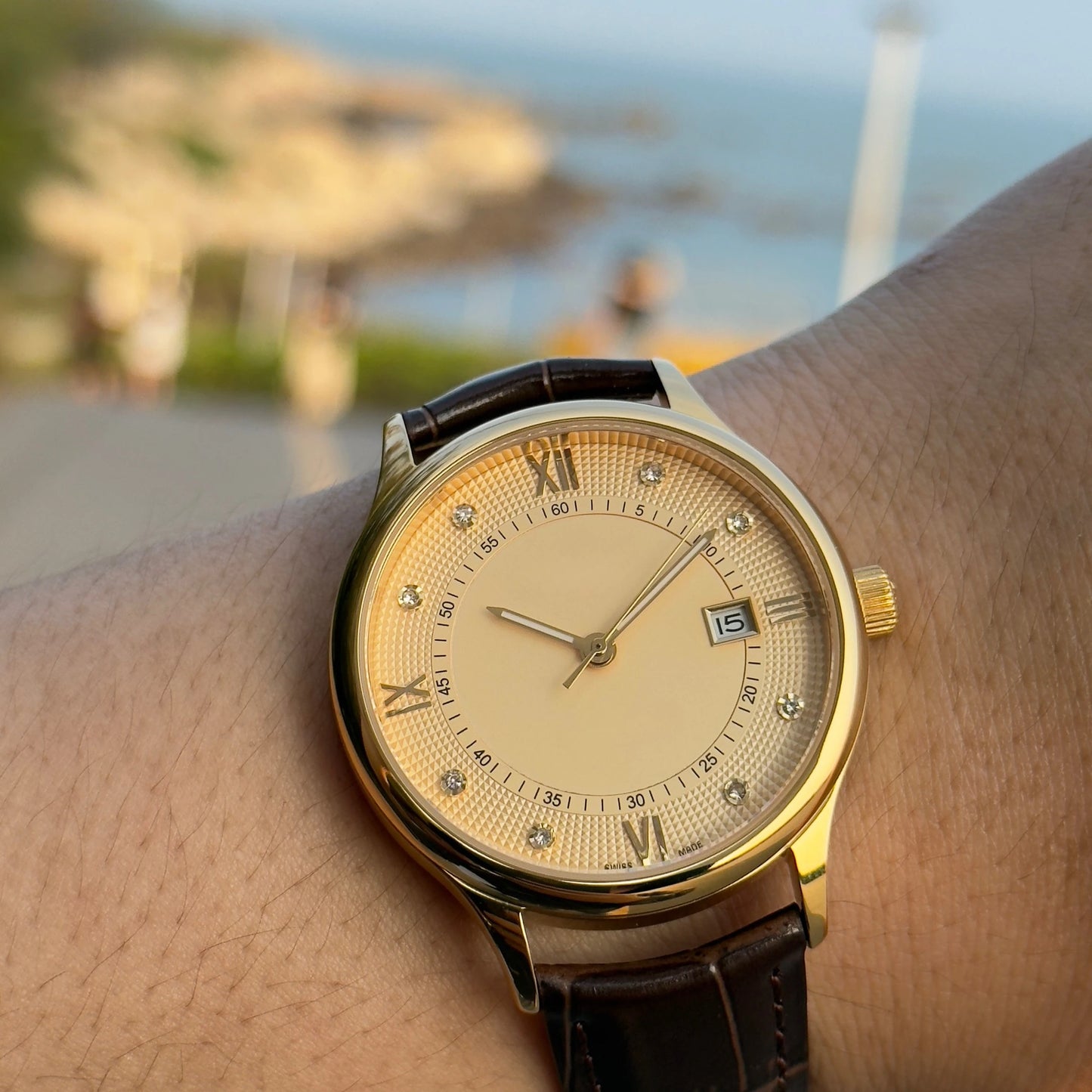 2026 VC Top Brand Reissue Watch with Versatile Case and Moon Phase Design for Men