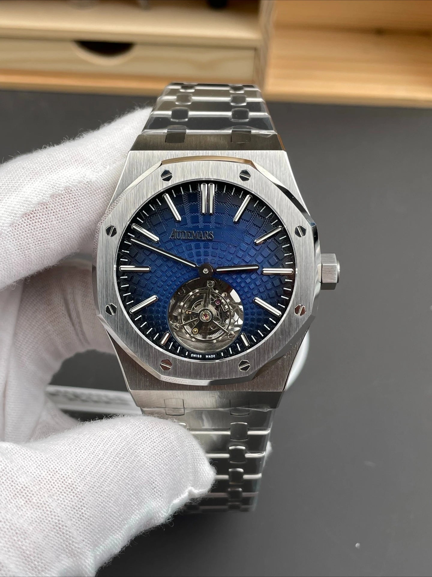 A+ Top Brand Reissue Watch with Versatile Case and Moon Phase Design for Men