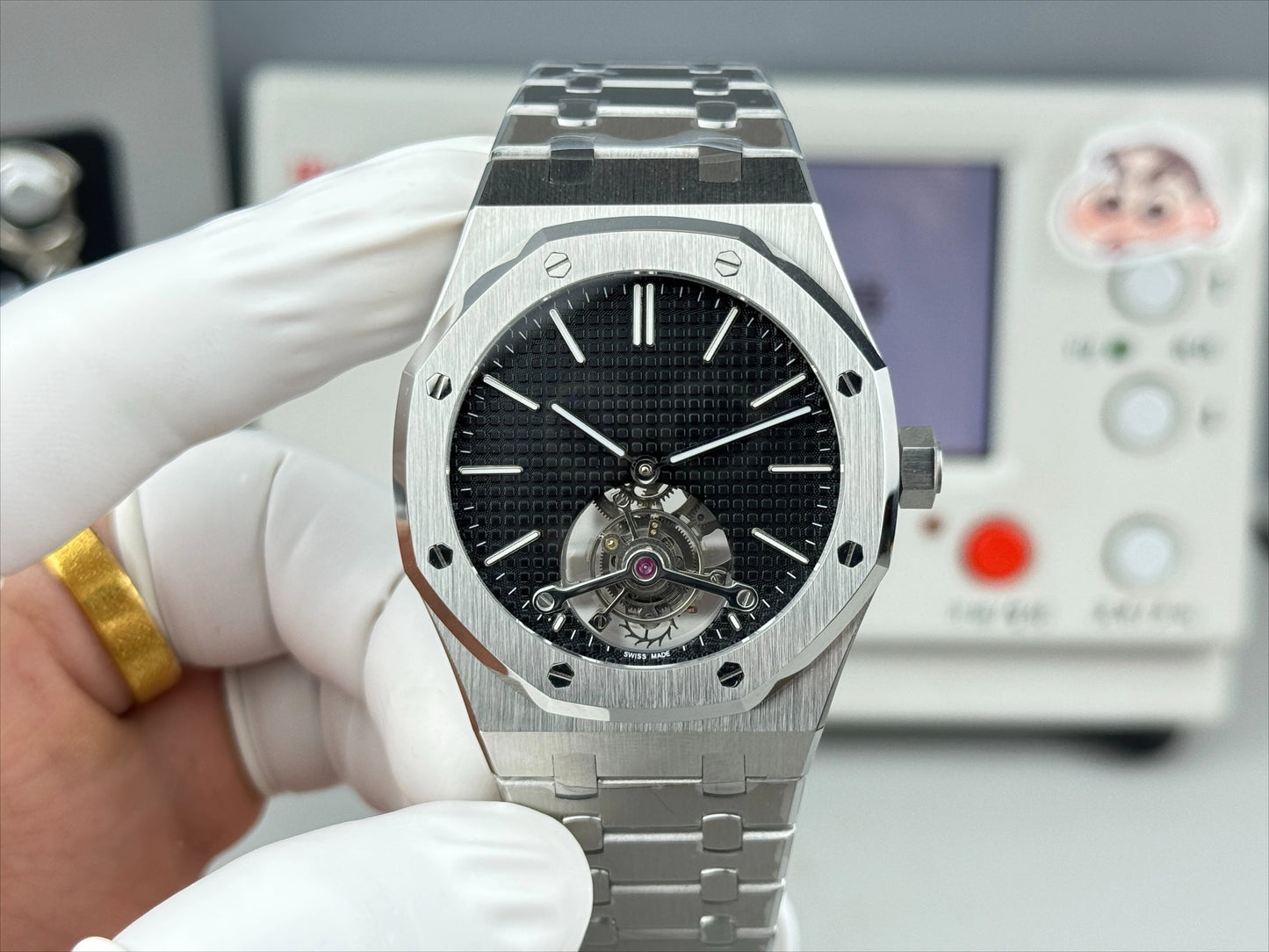 2026 New A+ Top Brand Reissue Watch with Versatile Case and Moon Phase Design for Men