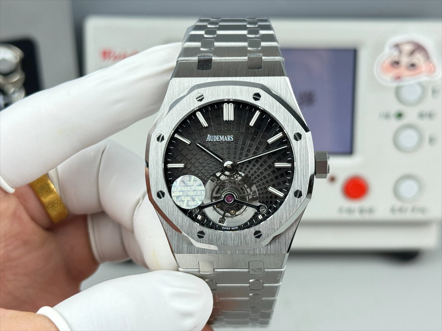 2026 New A+ Top Brand Reissue Watch with Versatile Case and Moon Phase Design for Men
