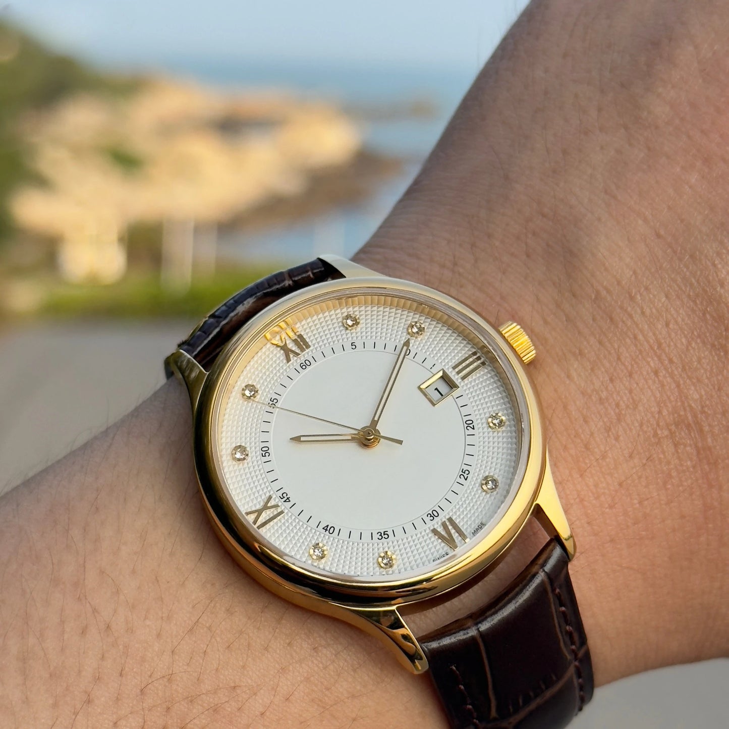 2026 VC Top Brand Reissue Watch with Versatile Case and Moon Phase Design for Men