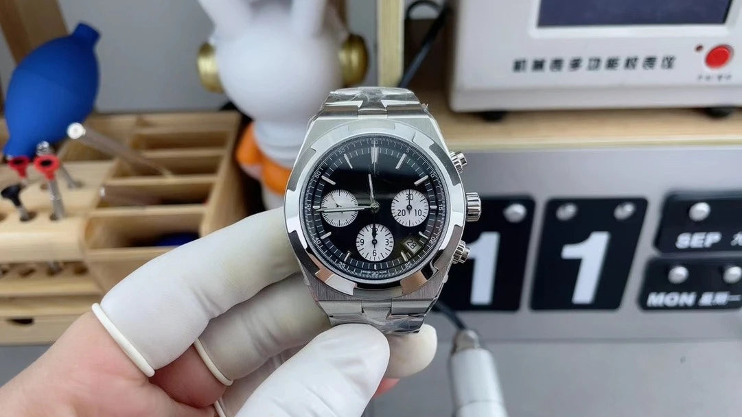 2026 New VC Top Brand Reissue Watch with Versatile Case and Moon Phase Design for Men