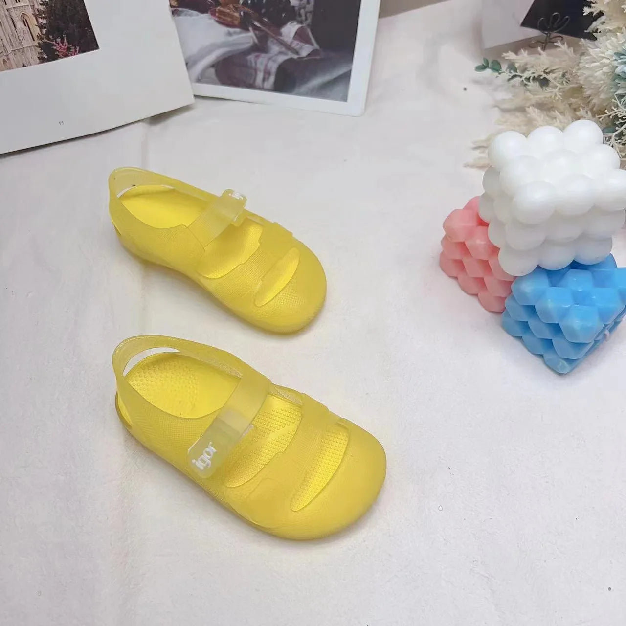 New Summer Children Sandal Boy and Girls Fashion PVC Jelly Shoes Kids Soft Comfortable Anti-slip Beach Shoes Candy Sandal SO098