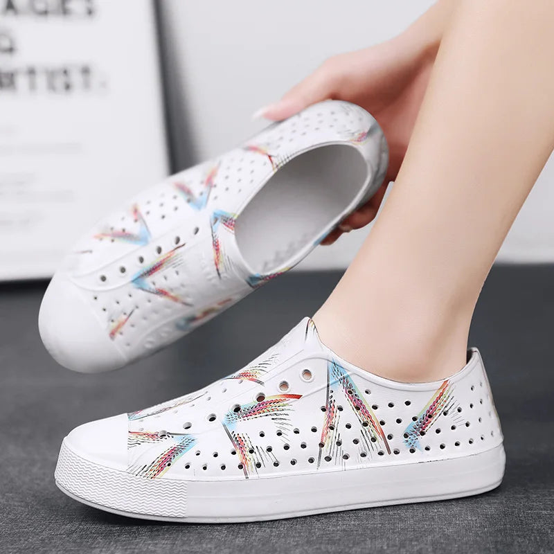Child Sandal Women Garden Sandals Kid Boy Girl Garden Cave Shoe Graffiti Diy  Casual Outdoor EVA Beach Summer Sandal Holey Shoes
