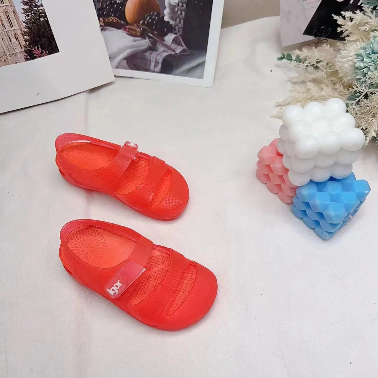 New Summer Children Sandal Boy and Girls Fashion PVC Jelly Shoes Kids Soft Comfortable Anti-slip Beach Shoes Candy Sandal SO098