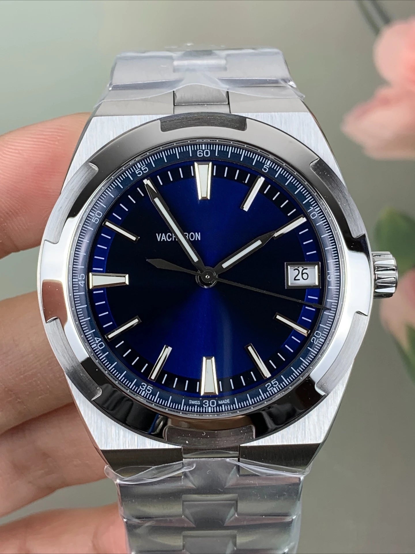 2026 New Top Brand Reissue Watch with Versatile Case and Moon Phase Design for Men
