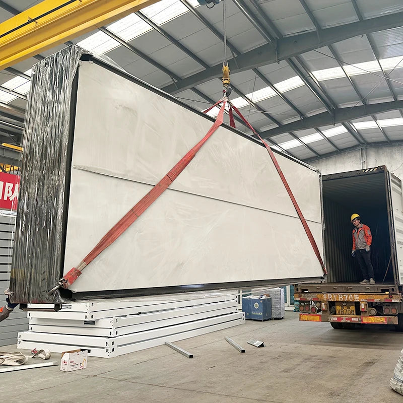 Customized Folding Container House 20ft Compact Movable Fireproof Temporary Living Vacation Cabin Remote Workspace Guard Booth