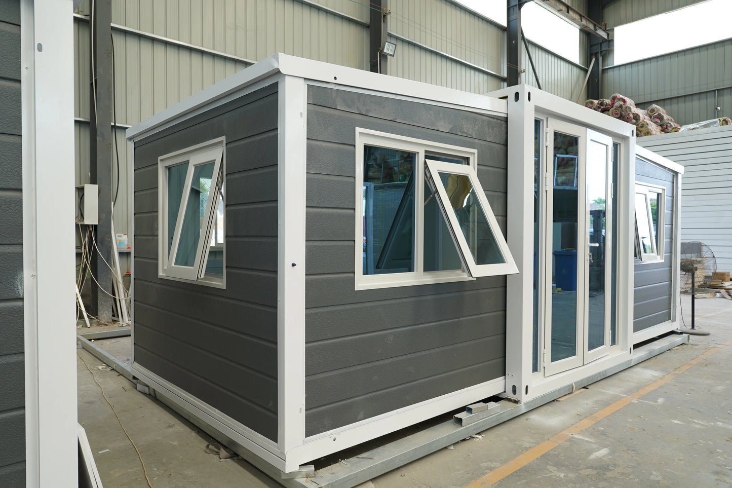 Customized Prefabricated Folding Container Home Mobile Portable Foldable House Office Storage Room Folding House